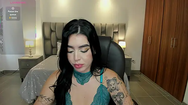 zoee jackson online show from 06/09/26, 07:26