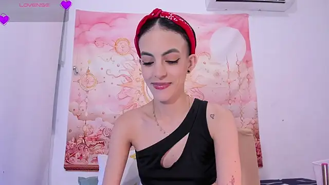 LilitRobins online show from 11/15/25, 01:53