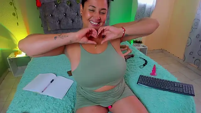 MirandaDream2 online show from 04/04/26, 06:25