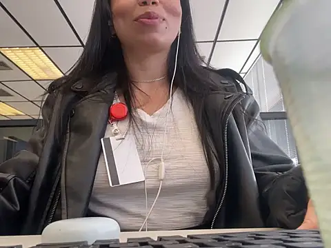 GrlAlice online show from 09/19/25, 12:53