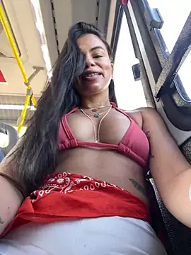 Snapshot of GrlAlice chatting on 04/14/26, 04:34 GrlAlice online show from 04/14/26, 04:34