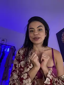 GrlAlice online show from 12/13/24, 12:20