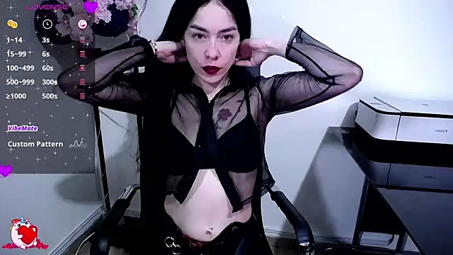 Snapshot of katty_8 chatting on 07/11/26, 10:21 katty 8 online show from 07/11/26, 10:21