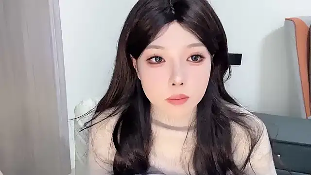 Q-ing online show from 02/13/25, 01:37