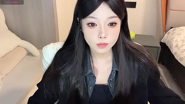 Q-ing online show from 12/13/24, 05:10