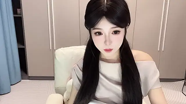 Q-ing online show from 09/09/25, 06:12