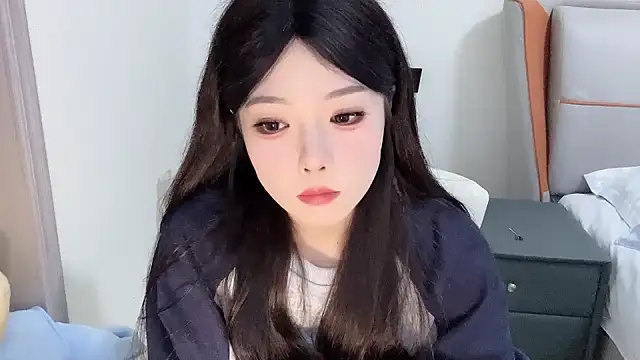 Q-ing online show from 01/24/25, 07:49