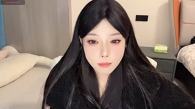 Q-ing online show from 12/24/24, 06:17