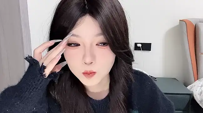 Q-ing online show from 03/02/25, 01:37