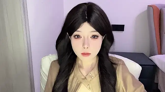 Q-ing online show from 03/10/25, 11:12