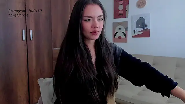 Luisa0110 online show from 01/22/25, 05:38