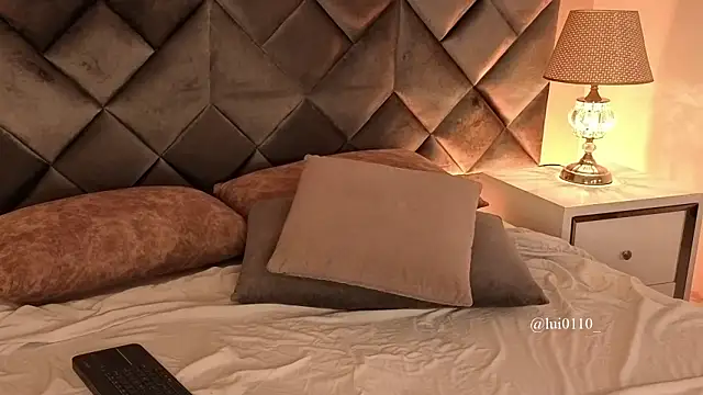 Luisa0110 online show from 03/05/26, 08:38