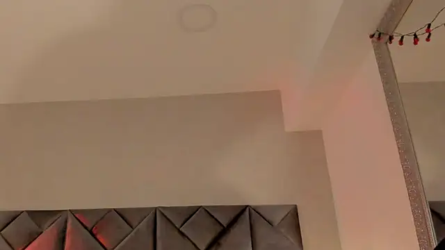 Luisa0110 online show from 06/24/26, 05:11