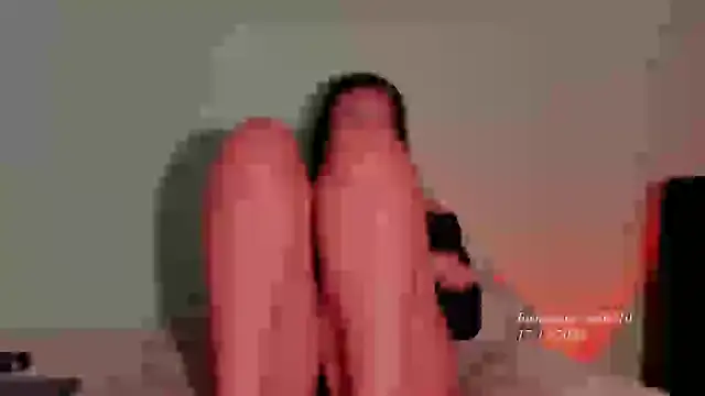 Luisa0110 online show from 12/17/24, 07:15