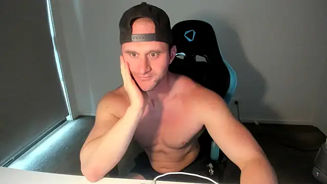  DownUnderFit  online show from 11/15/25, 08:46