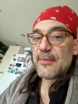 Snapshot of stavroun chatting on 03/20/26, 01:34 stavroun online show from 03/20/26, 01:34