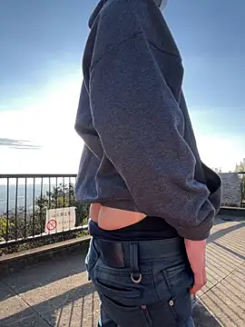 takuyapp online show from 02/16/25, 10:44