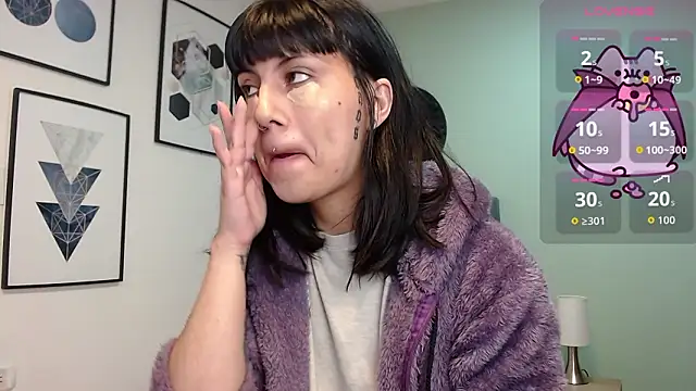 Snapshot of amy_adams1 chatting on 02/17/26, 04:10 amy adams1 online show from 02/17/26, 04:10