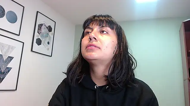 amy adams1 online show from 10/28/25, 04:46