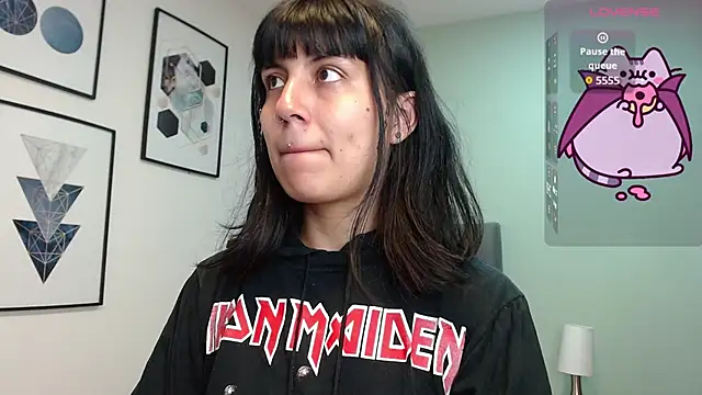 Snapshot of amy_adams1 chatting on 01/15/26, 04:16 amy adams1 online show from 01/15/26, 04:16