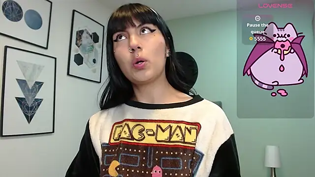 amy adams1 online show from 04/13/26, 04:27