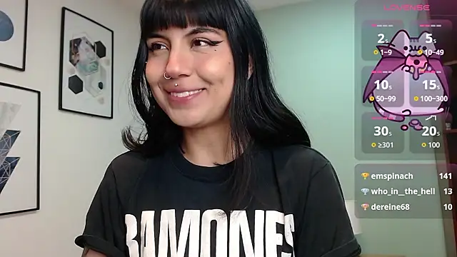 Snapshot of amy_adams1 chatting on 02/20/26, 06:26 amy adams1 online show from 02/20/26, 06:26