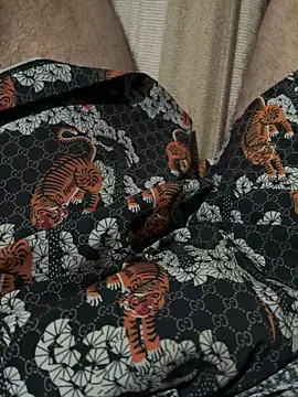 smithrosinha online show from 04/08/26, 05:42