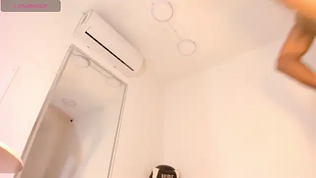 vera candella online show from 11/14/25, 10:41