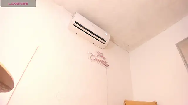 vera candella online show from 09/25/25, 10:43