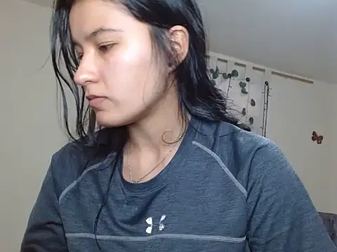 kazumi6 online show from 12/17/25, 04:34