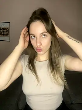 EdnaBradley online show from 10/18/25, 02:41