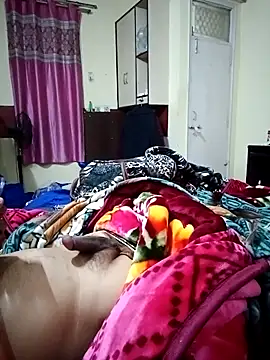 Snapshot of Spgaarya chatting on 02/23/25, 02:18 Spgaarya online show from 02/23/25, 02:18