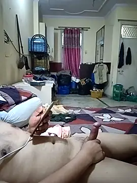 Snapshot of Spgaarya chatting on 09/22/25, 01:33 Spgaarya online show from 09/22/25, 01:33