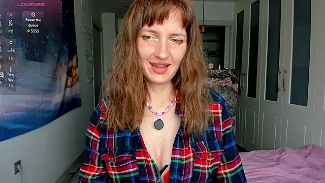 YourSexyNeighbour online show from 12/19/25, 01:35