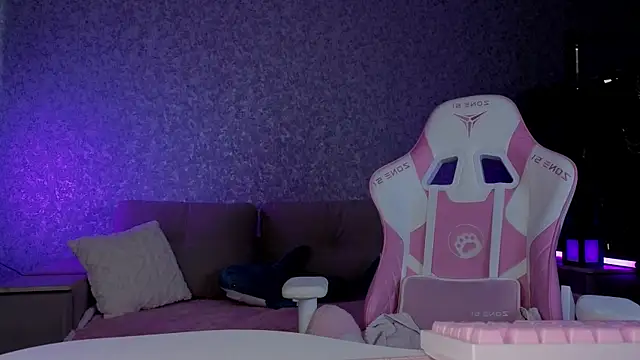 meowceline online show from 03/31/26, 01:24