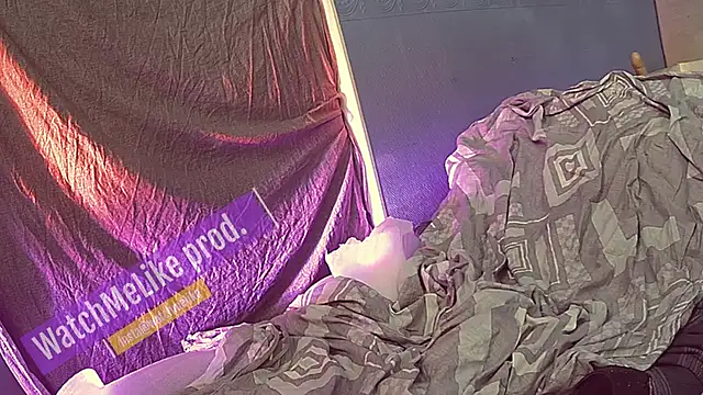 wowmelikez online show from 03/15/25, 09:41