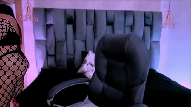 Xisu  online show from 04/11/26, 11:47