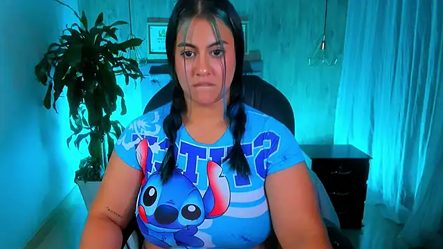 Xisu  online show from 02/02/25, 06:58