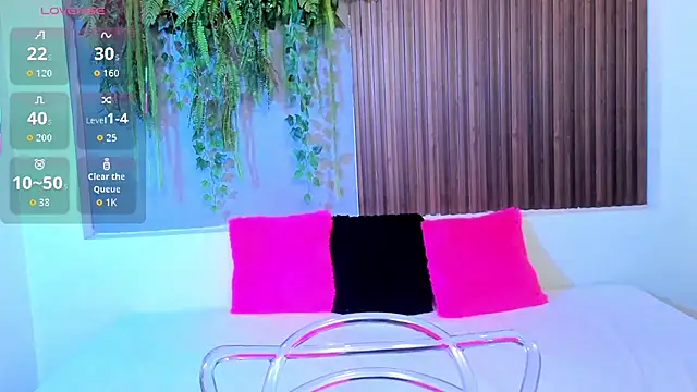 AmyBarton02 online show from 10/20/25, 05:35