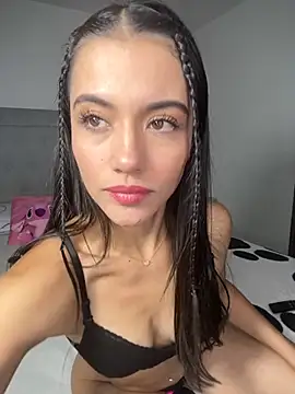 Nicole stonee online show from 11/12/25, 08:56