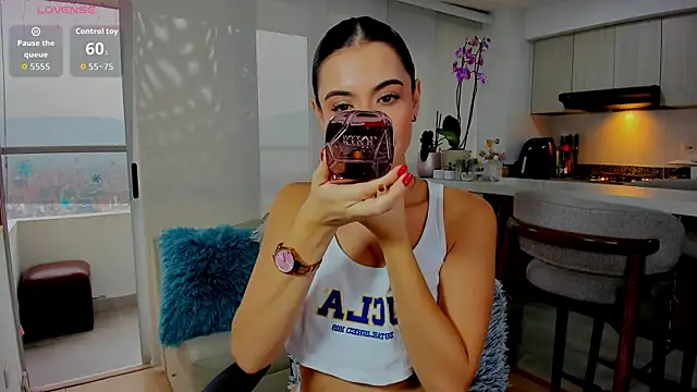 Nicole stonee online show from 01/09/26, 09:22