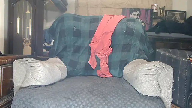 Snapshot of ladyscarlotta chatting on 06/28/26, 10:38 ladyscarlotta online show from 06/28/26, 10:38