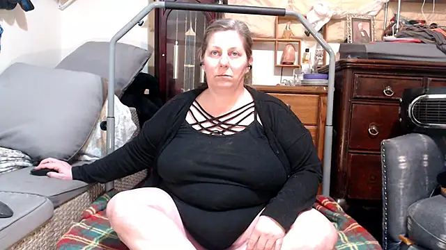 ladyscarlotta online show from 09/22/25, 10:16