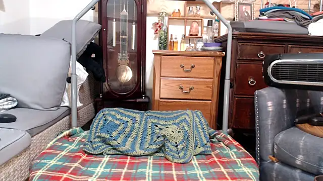 ladyscarlotta online show from 09/10/25, 07:13