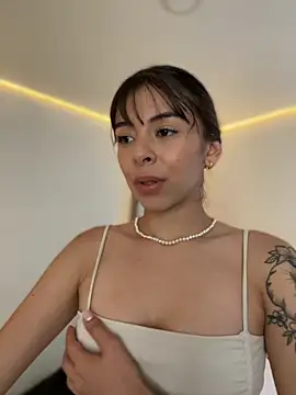 Snapshot of AmmyCollinsW chatting on 11/27/25, 08:53 AmmyCollinsW online show from 11/27/25, 08:53