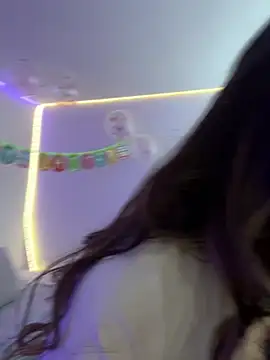 AmmyCollinsW online show from 04/05/26, 05:08