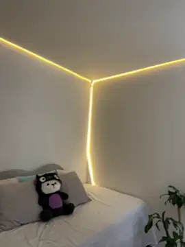 AmmyCollinsW online show from 03/04/26, 09:22