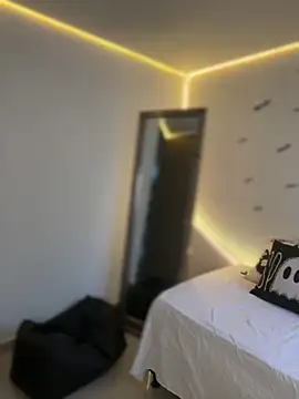 Snapshot of AmmyCollinsW chatting on 10/30/25, 09:55 AmmyCollinsW online show from 10/30/25, 09:55