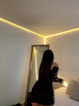 Snapshot of AmmyCollinsW chatting on 11/25/25, 09:37 AmmyCollinsW online show from 11/25/25, 09:37