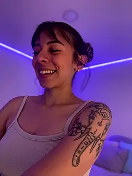 AmmyCollinsW online show from 01/14/26, 10:46